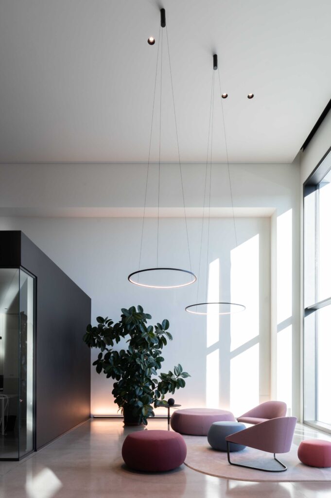 illuminazione interni ufficio